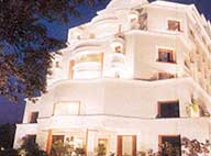 Hotel Clarks Tower Varanasi