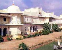 Shikarbadi hotel guide, Shikarbadi hotel bookings, Shikarbadi Udaipur directory, Shikarbadi heritage hotel